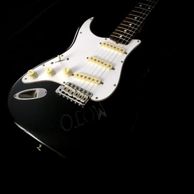 LEFTY! Vintage Fender MIJ ST62L Strat 1988 Black Relic Rosewood Solid Body Guitar +HSC image 12