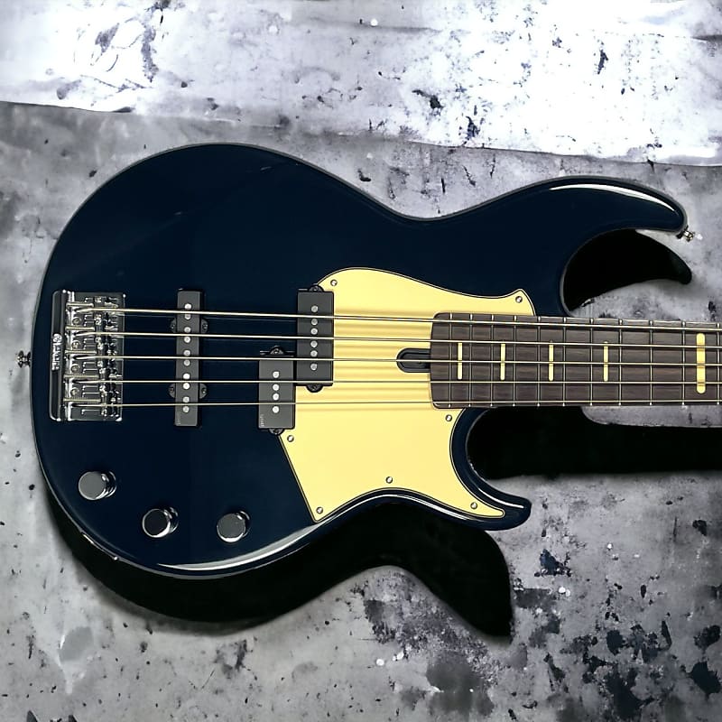 Yamaha BBP35 Pro Series 5-String Bass