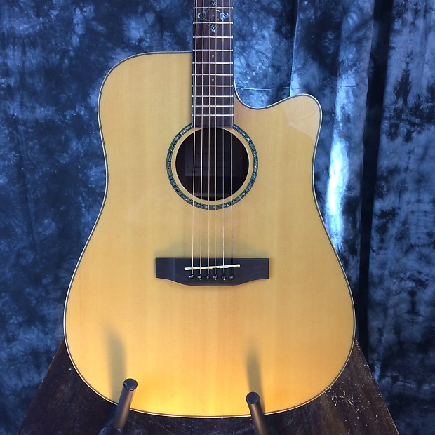 Takamine EG363SC Acoustic Electric w Solid Spruce Top