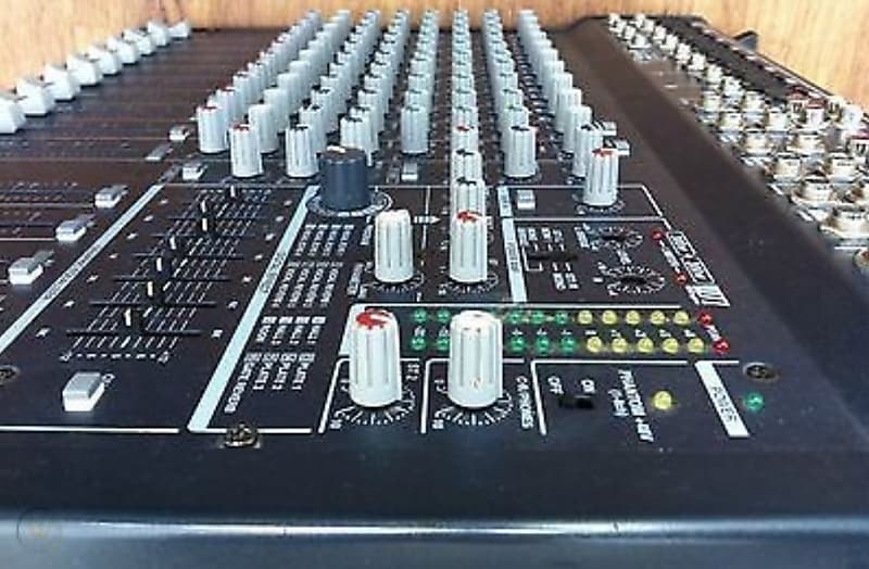 YAMAHA POWERED MIXER EMX3000(動作未確認) Yamaha EMX3000 Mixer | Reverb