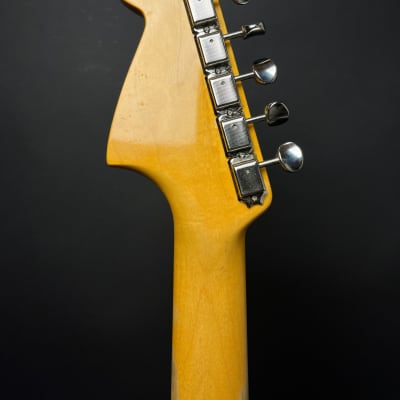 Immagine New Guardian Hand Painted Guitars "Jaguar" Electric Guitar Fender Neck, Parts, w/HSC - 14