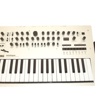 Korg minilogue Analog Synthesizer