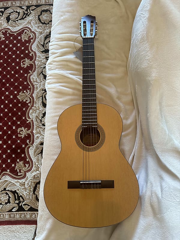 Yamaha CG 40 MA