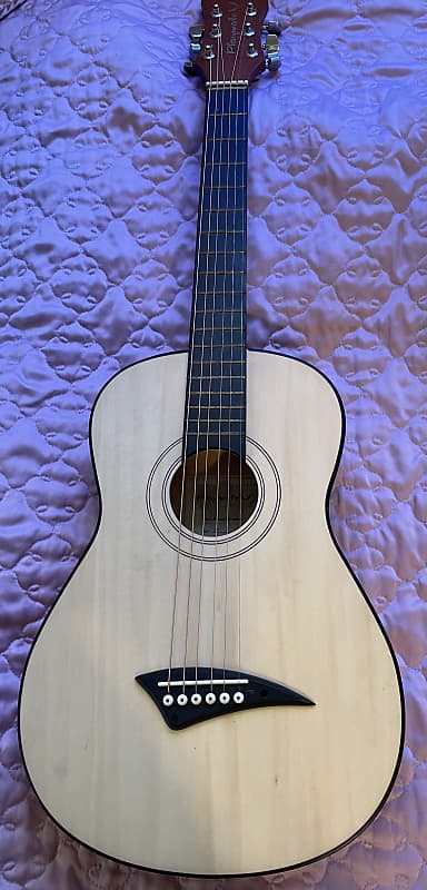 Dean Playmate Acoustic Guitar Natural 3/4 Size - Great for Travel, Kids or  Beginners - Excellent Con