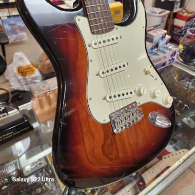 Fender Custom Shop GT11 Journeyman Relic Stratocaster - 3-Tone Sunburst -  Sweetwater Exclusive