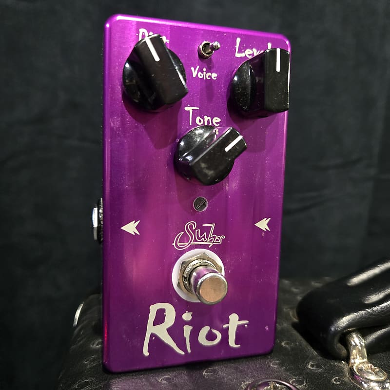 Suhr Riot