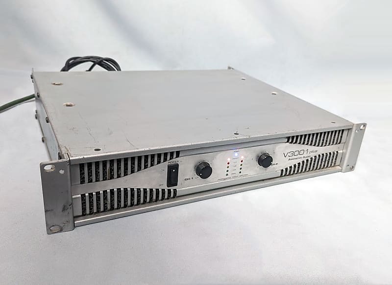 American audio V3000 plus Professional Power Amplifier