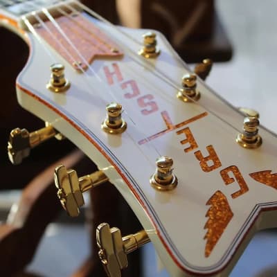 GRETSCH G6136-55 Vintage Select '55 Falcon Vintage White, HARDCASE image 10