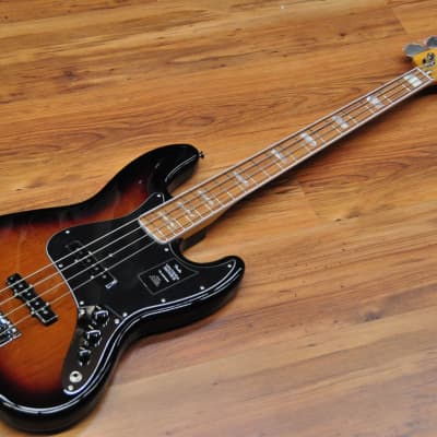 Fender Vintera 70s Jazz Bass 2 Color Sunburst image 3