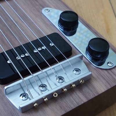 Woodsville Chicago 51 Lap Steel - Walnut, with Padded Gig Bag image 3