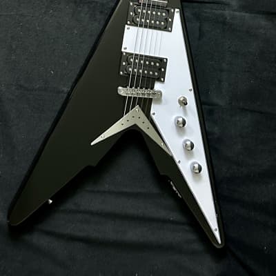 Harley Benton Flying V - Black | Reverb