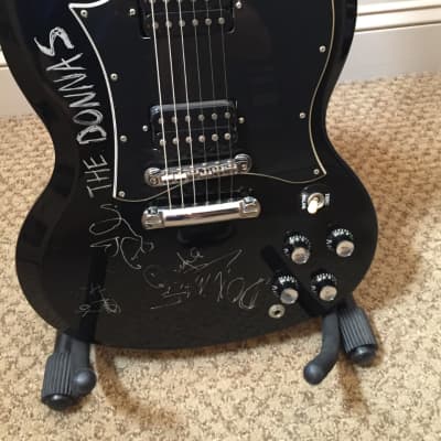 Gibson SG Signed by the Donnas image 4