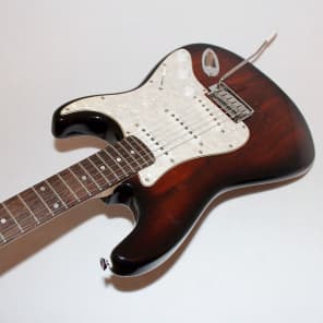 Fender Special Edition Koa Stratocaster Electric Guitar w/ Gigbag image 3