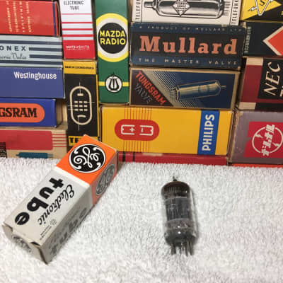 真空管Telefunken/Mazda 12AU7A ECC82