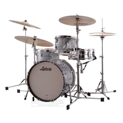 Ludwig Classic Maple Fab Drum Set Sky Blue Pearl image 2