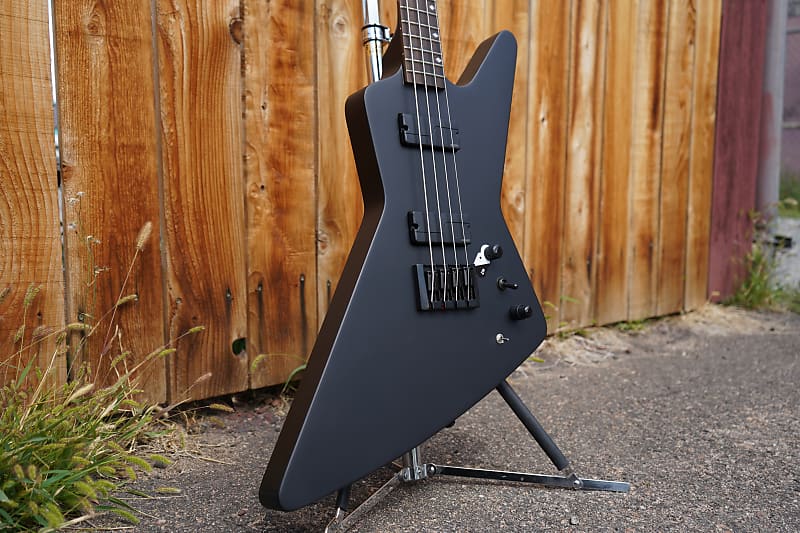 Dean ディーン Z lman 4-String ベース 送料無料 4 String Electric Bass | Guitar Center