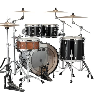 MAPEX SATURN EVOLUTION CLASSIC MAPLE 4-PIECE SHELL PACK - HALO MOUNTING SYSTEM - MAPLE AND WALNUT HYBRID SHELL - FINISH: Piano Black Lacquer (PB)  HARDWARE: Chrome Hardware (C) image 4