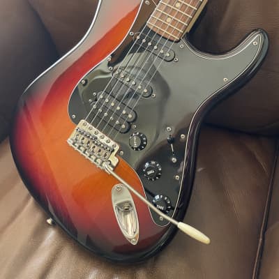 Fender American Special Stratocaster HSS with Rosewood Fretboard 2010 - 2018 - 3-Color Sunburst image 2