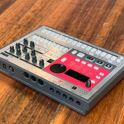 Korg Electribe-R ER-1 Rhythm Synthesizer 2000s - Silver