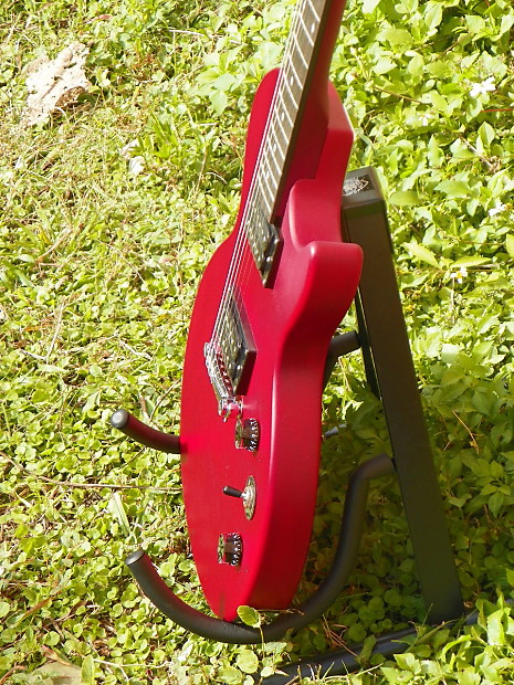 Epiphone Les Paul Special I Special 1 Limited Edition Electric Guitar Worn  Cherry Seller Refurbished