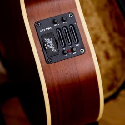 Maton EMD-6 Diesel Mini Maton Acoustic-Electric Guitar image 9