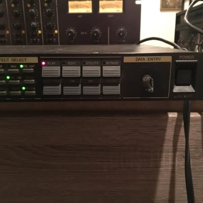Yamaha FX770 Guitar Effect Processor 1U Rack Mount tested