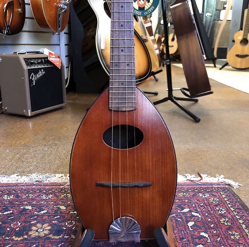 Magic Fluke Flea Travel Mandolin Amber Reverb