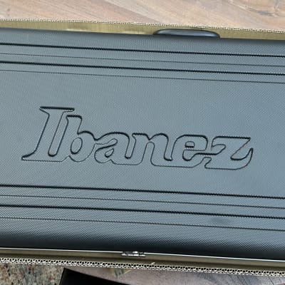 Ibanez JS2450-MCP Joe Satriani Signature Electric Guitar  Muscle Car Purple MINT image 20