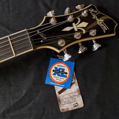 Hagstrom Viking - Wild Cherry Transparent image 4