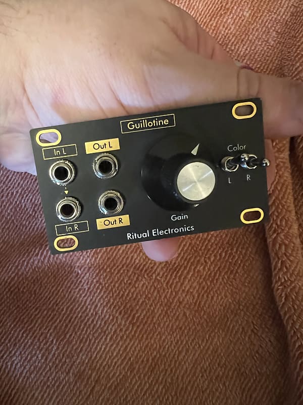 Ritual Electronics Guillotine 1U distortion Reverb