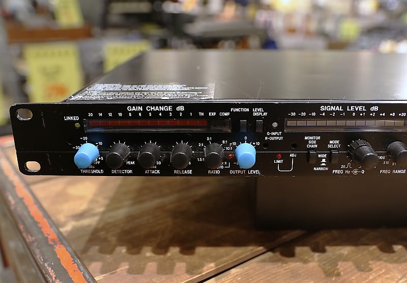 Urei LA-22 2-Channel Compressor / Limiter / Expander | Reverb Belgium