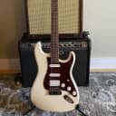 Fender 2008 American Deluxe Stratocaster HSS Solid Body Electric Guitar Olympic Pearl