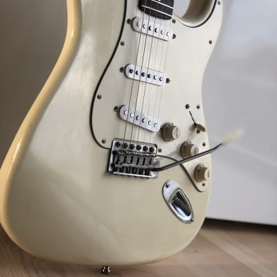 Fender Stratocaster JOHN NORUM (Europe) Final Countdown 1985 White image 6