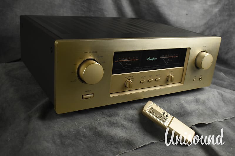 Accuphase E-306 Integrated Stereo Amplifier in Very Good Condition image 1