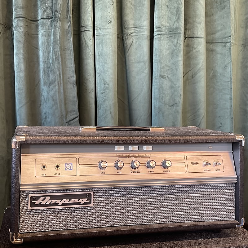 Ampeg V4B Tube Bass Head Reverb