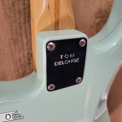 Fender Deluxe Series Tom Delonge Stratocaster 2002 Surf Green image 8