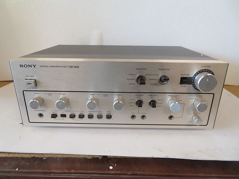 Sony TAE 5450 Pre Amplifier mid 1970&#039;s - silver faceplate  			