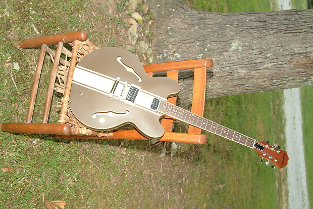 Epiphone ES-333, Tom Delonge/Blink 182 Semi-Hollow, W/USA
