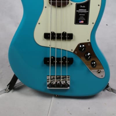 Fender American Professional II Jazz Bass Rosewood Fingerboard Miami Blue w/ Case image 2