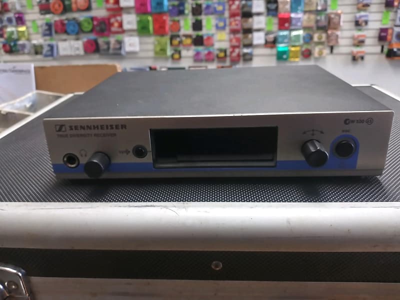 Used Sennheiser EW500-G3 Wireless Microphone System w/Hard Case - 2010s - Silver image 1