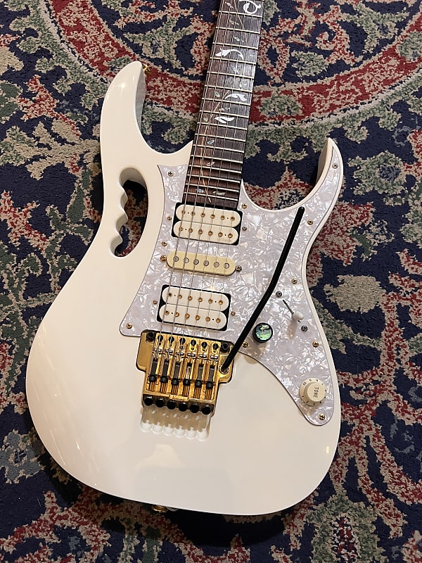 Ibanez JEM7V-WH スティーヴ・ヴァイ (EVOモディファイ) Ibanez JEM7V