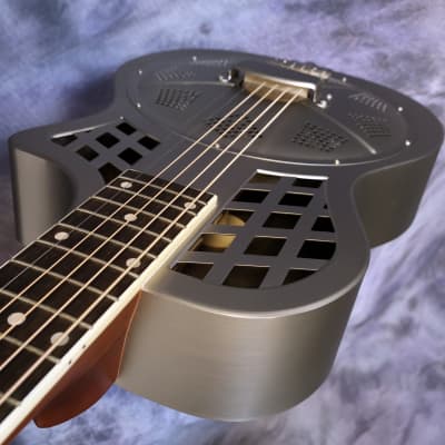 Minolian Parlour Metal Resonator - 14 Fret Cutaway Body - | Reverb UK