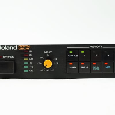 Roland SDE-3000 Digital Delay | Reverb