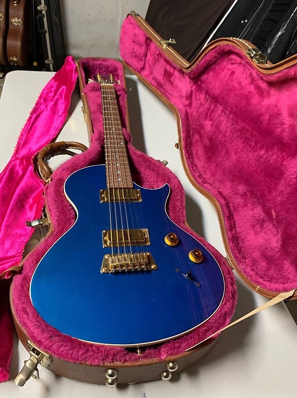 1997 Gibson Nighthawk Landmark Series Electric Guitar