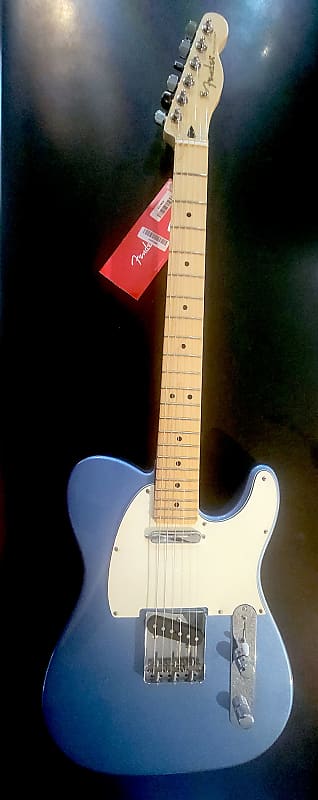 Fender Telecaster 2022 - Lake Placid Blue image 1