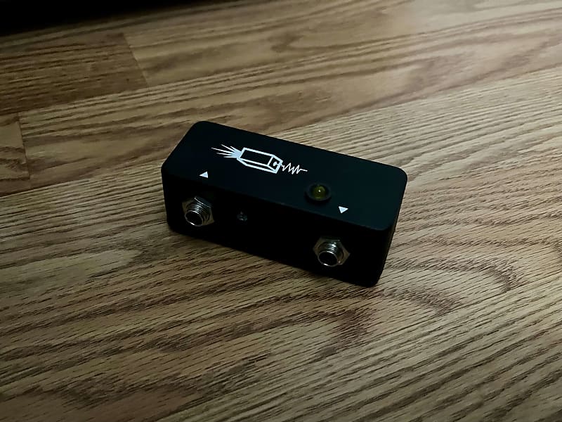 JHS Little Black Buffer