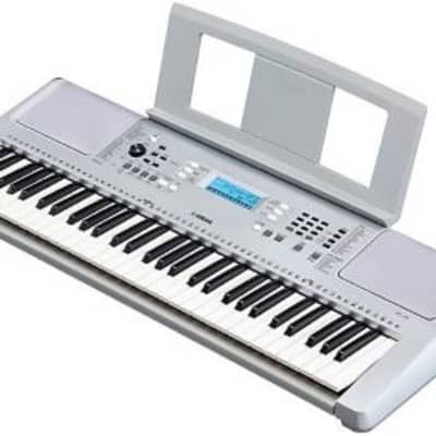 Yamaha YPT370 Portable Keyboard - Silver