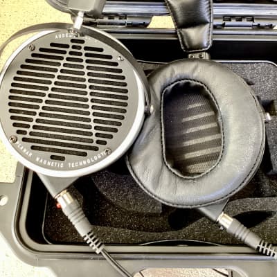 Audeze LCD - 2 2017 - Aluminum image 5