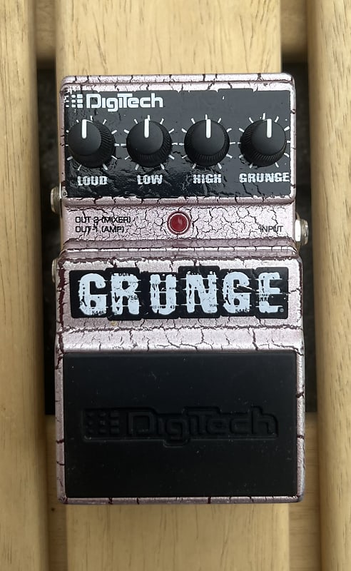 DigiTech Grunge Distortion 2010s - Purple