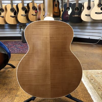 Guild Jumbo Junior Bass Westerly Collection Sitka/Maple Acoustic-Electric Short Scale Bass image 3
